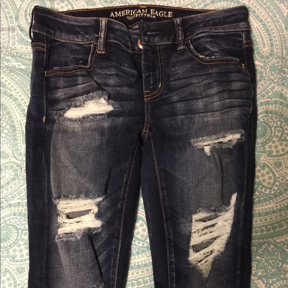 American eagle dark wash ripped skinny jeans